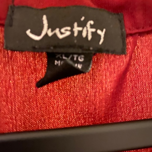 Justify Dress - Picture 2 of 3